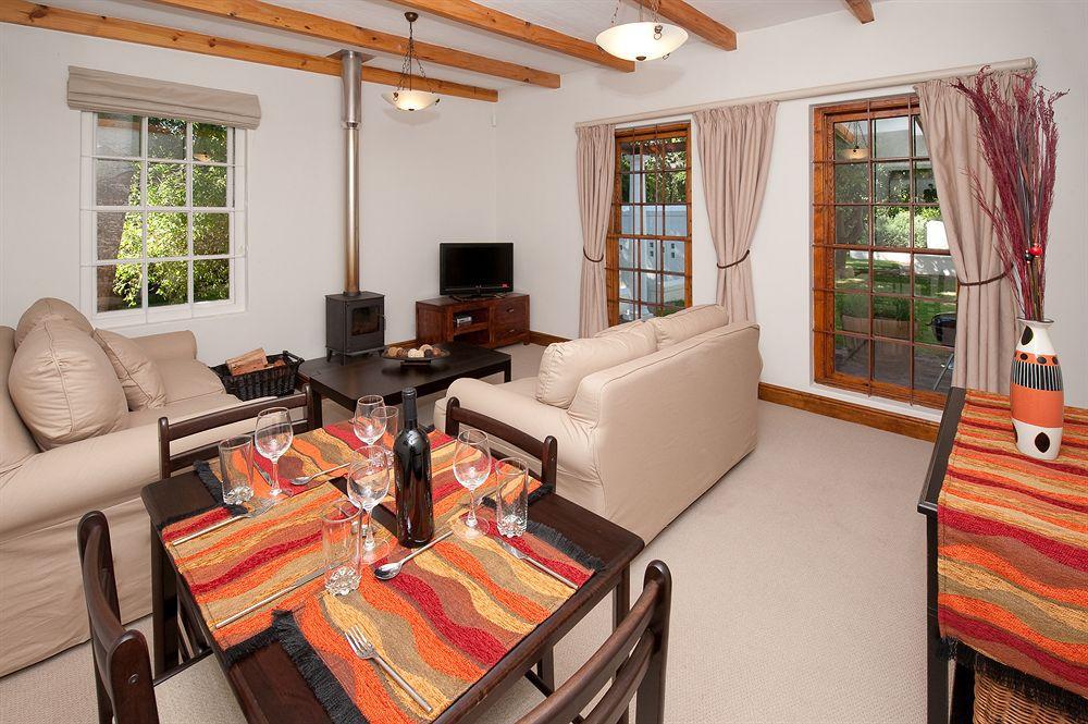 פרנצ'הוק La Galiniere Guest Cottages מראה חיצוני תמונה