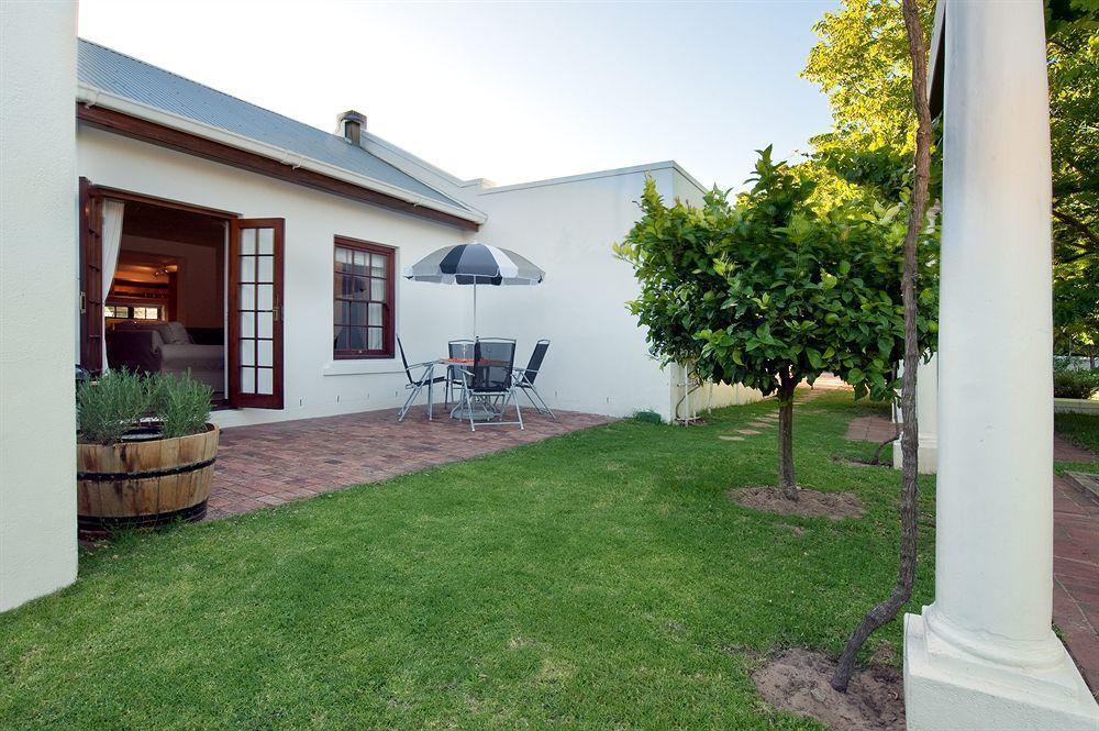 פרנצ'הוק La Galiniere Guest Cottages מראה חיצוני תמונה