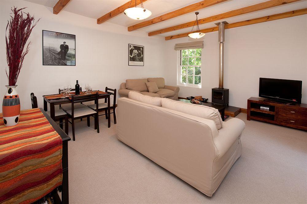 פרנצ'הוק La Galiniere Guest Cottages מראה חיצוני תמונה